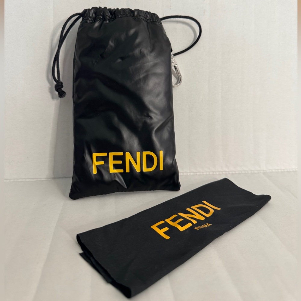 Fendi‎ Black and Yellow Logo Eyewear Pouch - Picture 3 of 4